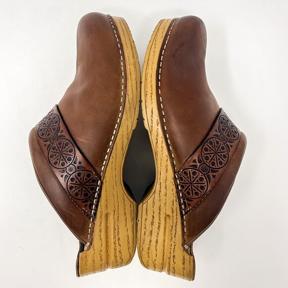 Dansko Saundra Brown Leather Embossed Clogs Mules Women's 42 Scandinavian Style - Picture 6 of 12